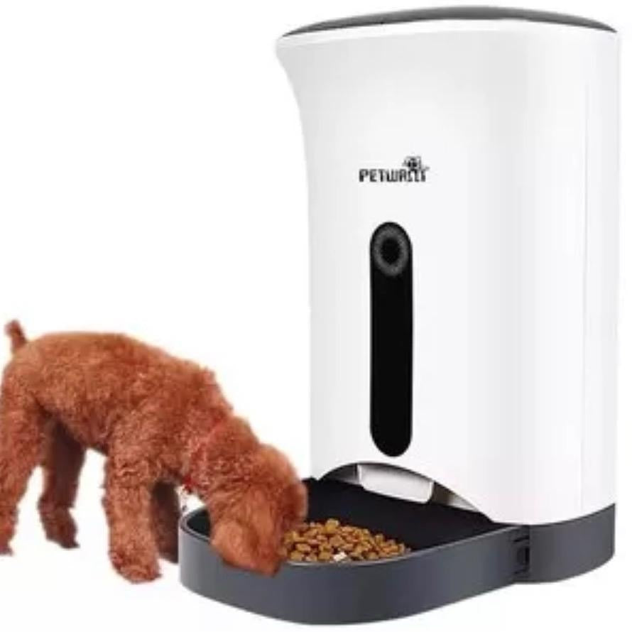 Petwant PF-102 automatic smart feeder 4.3L will allow you to feed your pet even when your not at home