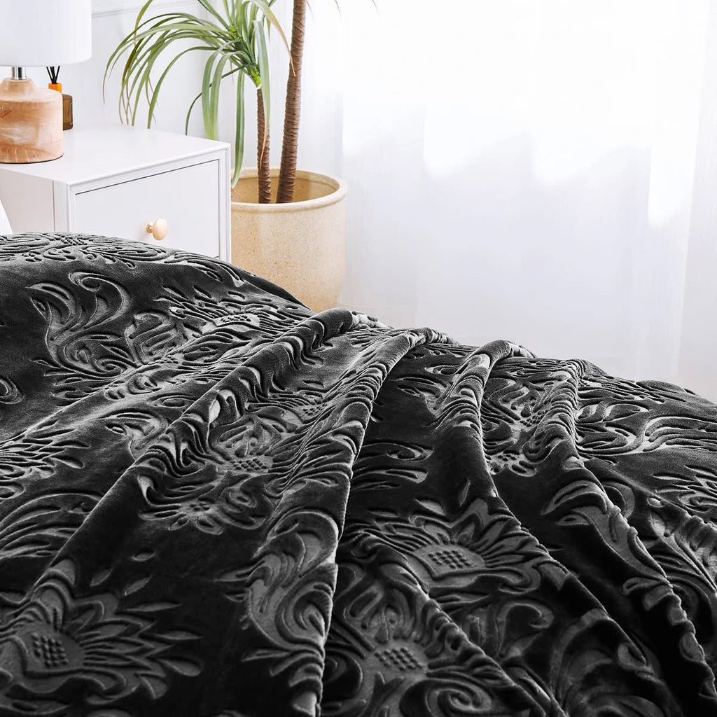 The reverie maison blankets 4K