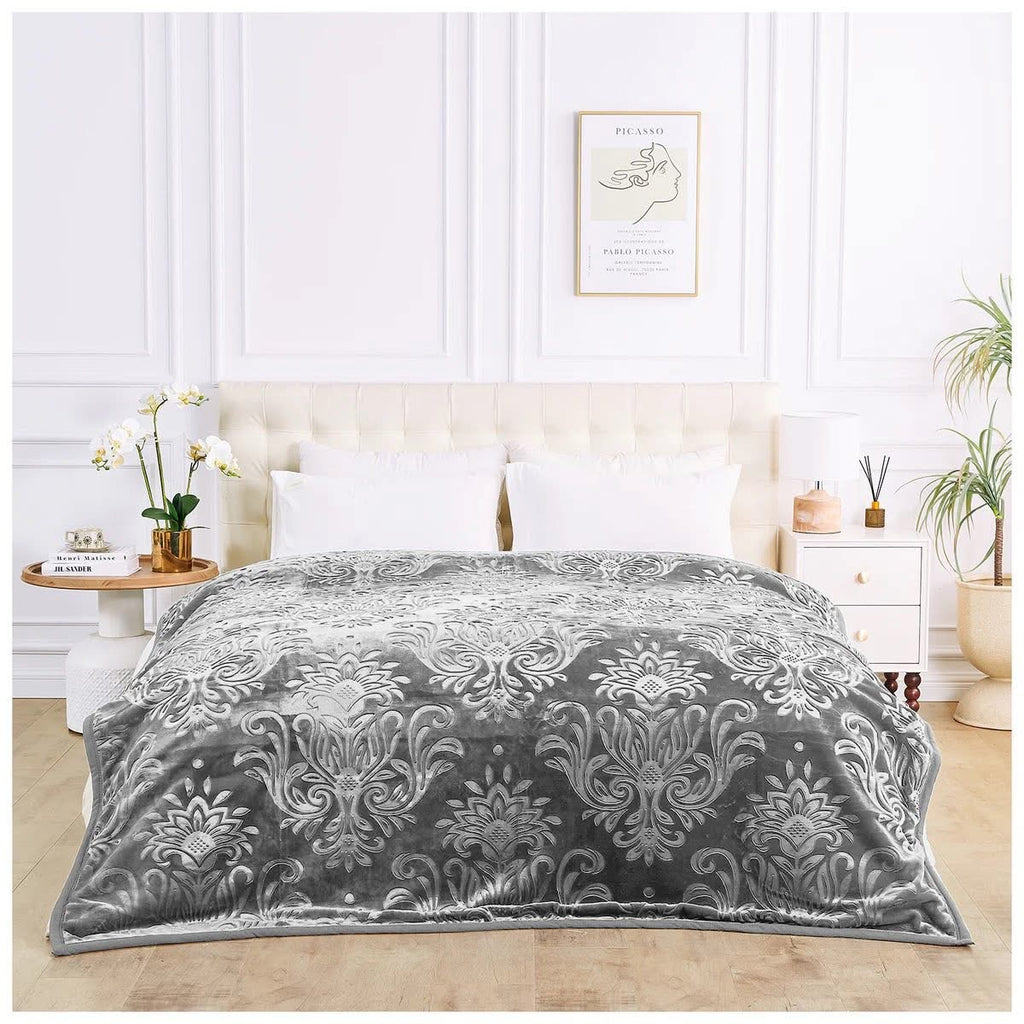 The reverie maison blankets 4K