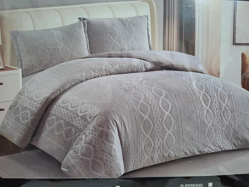 Luxury 4-Piece Double velvet Bedding Set Moon Star London Kelsie Collection light grey